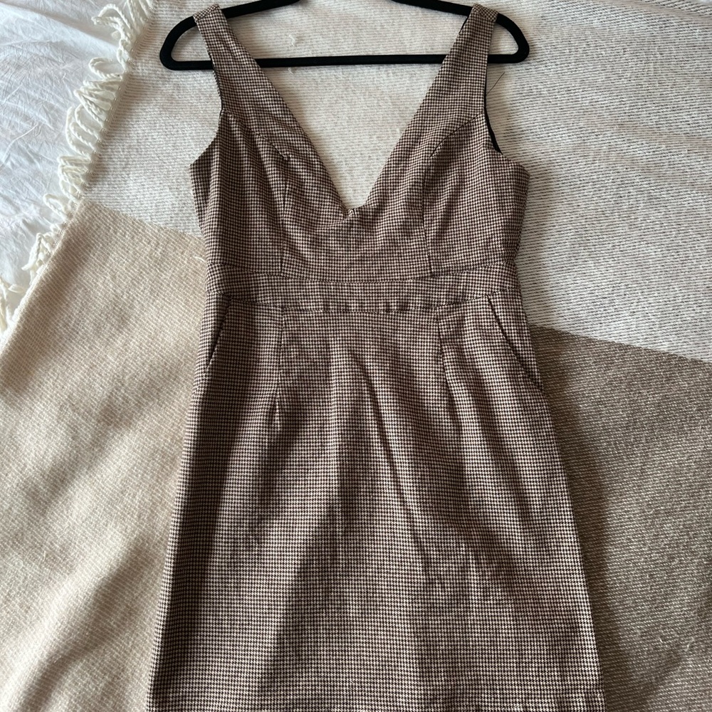 Lulu’s Plaid V Neck Mini Dress